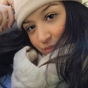 Meet your Posher, Jenna